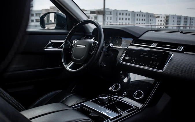 Land Rover Range Rover Velar cena 190650 przebieg: 74000, rok produkcji 2018 z Warszawa małe 121